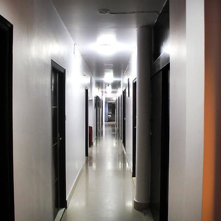 Hotel Rajmandir Faridabad Ngoại thất bức ảnh