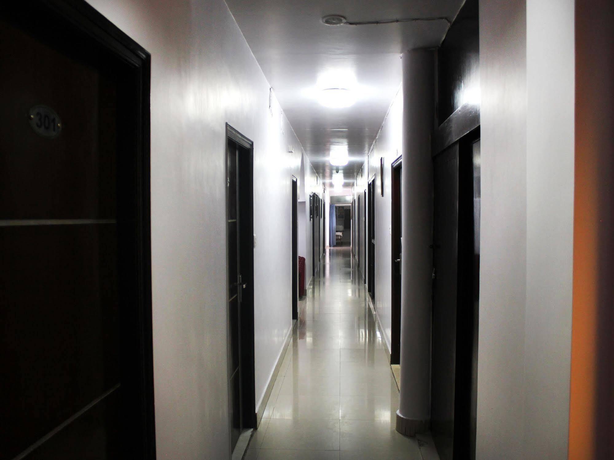 Hotel Rajmandir Faridabad Ngoại thất bức ảnh
