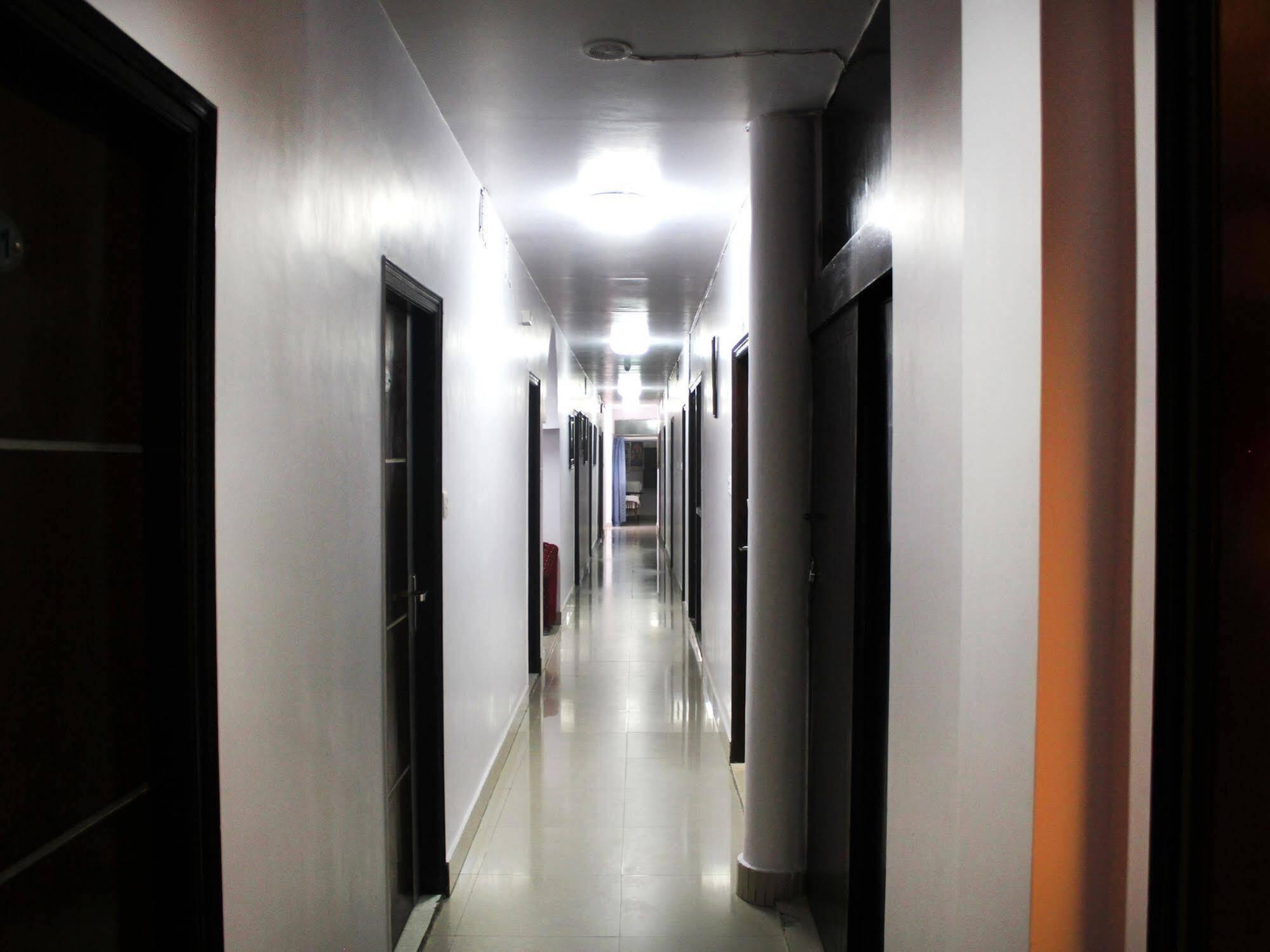 Hotel Rajmandir Faridabad Ngoại thất bức ảnh
