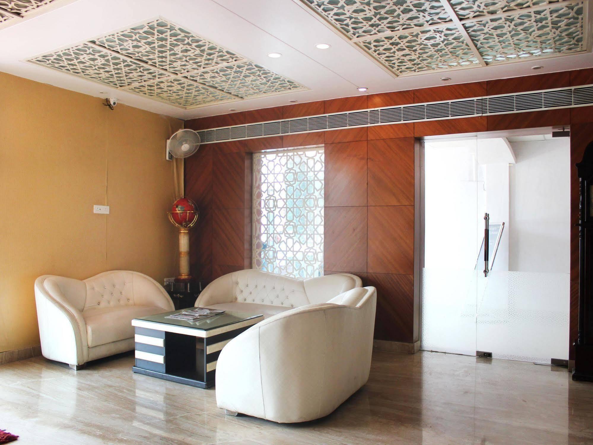 Hotel Rajmandir Faridabad Ngoại thất bức ảnh