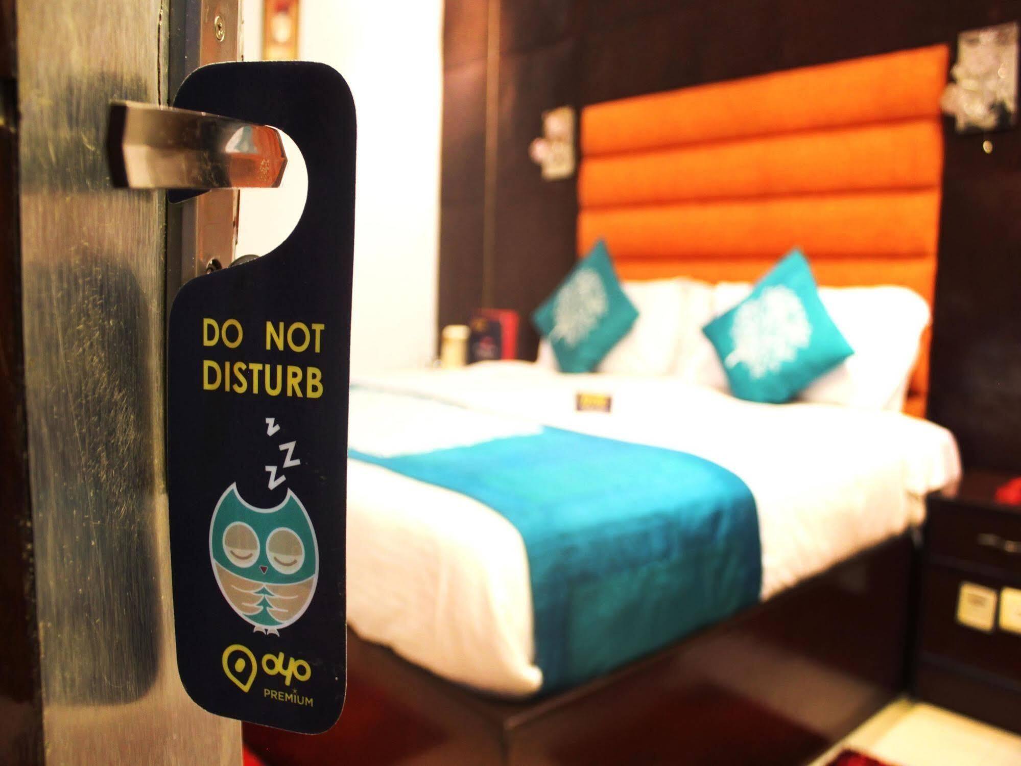 Hotel Rajmandir Faridabad Ngoại thất bức ảnh